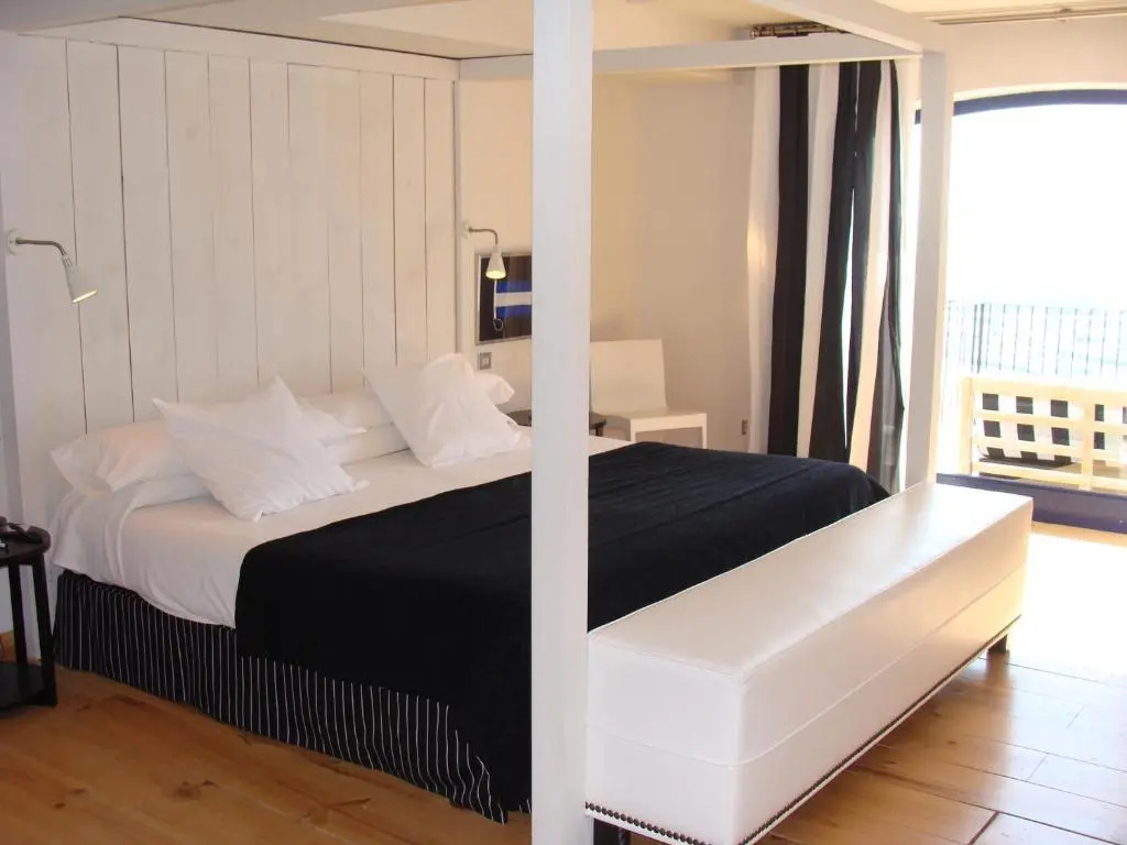 Hotel Trias — 4