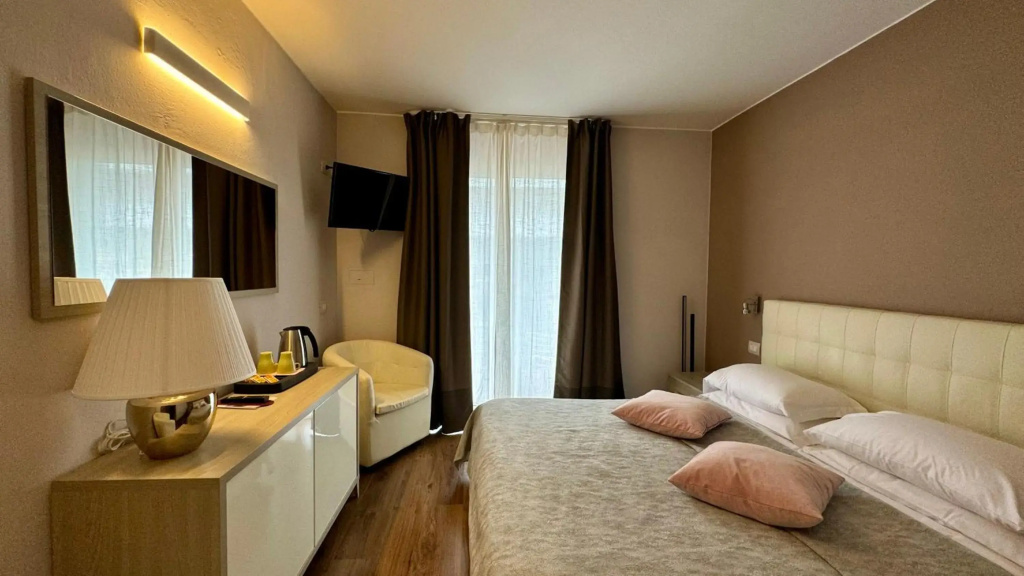 Hotel photo 13