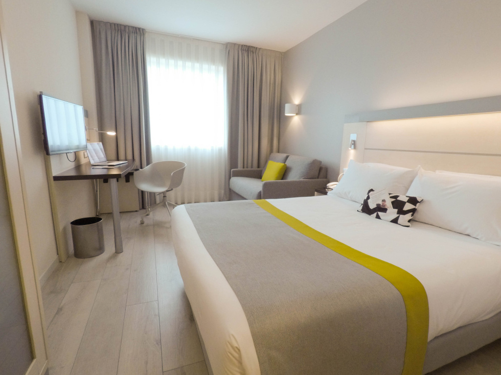 Holiday Inn Express Pamplona by IHG - Général