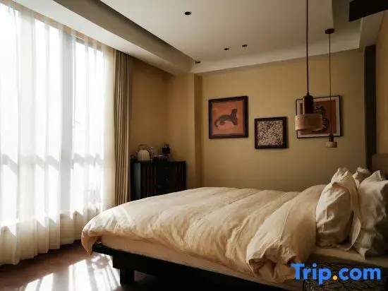 Standard Double room with mountain view (full double bed)