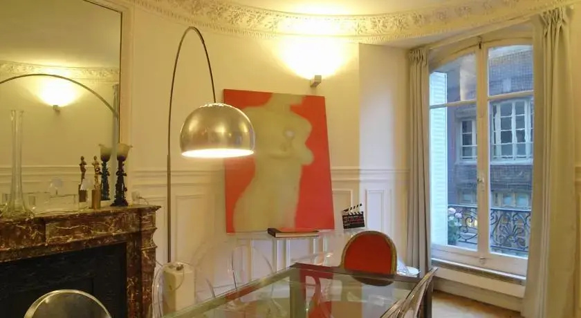 2 Separated Bedrooms near Notre Dame