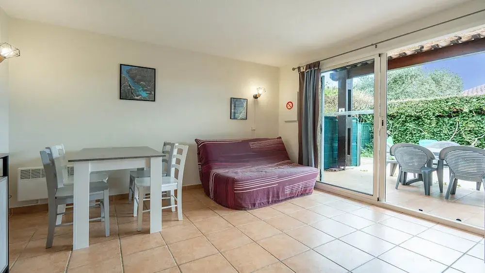 Afficher la photo 6 — Peaceful Retreat With Pool