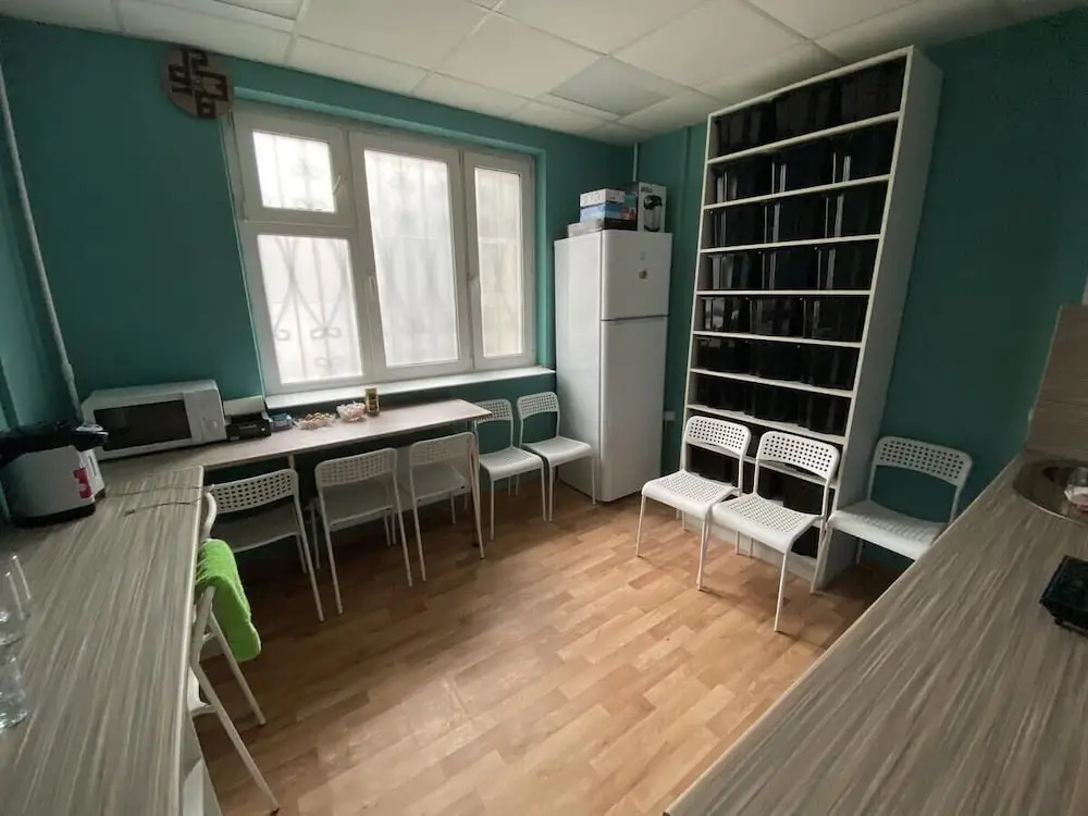 Кровать в общем номере (мужской номер) в Рациональ
