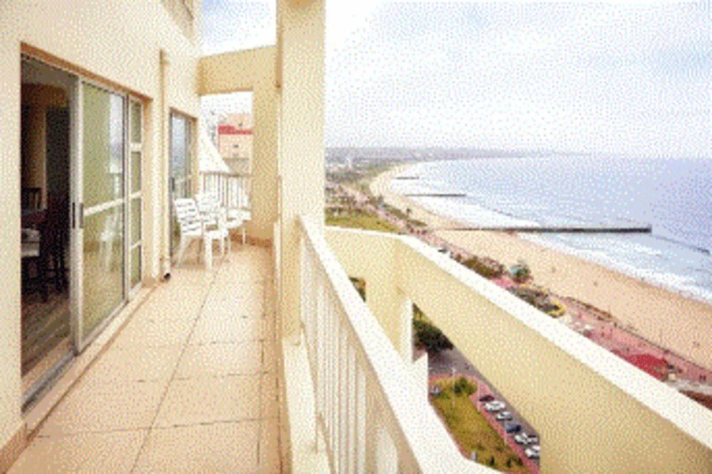 First Group The Palace All-Suite - фото 14