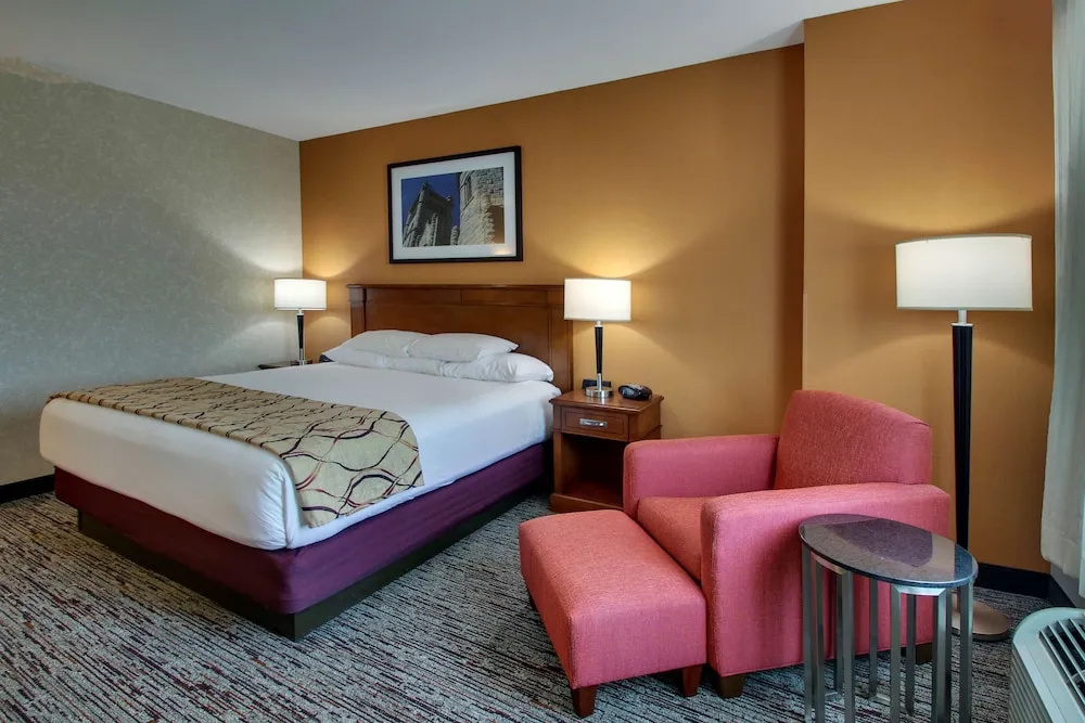 Drury Inn & Suites Findlay - Chambres