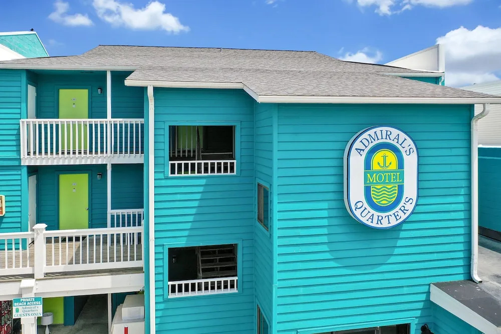 Admiral's Quarter