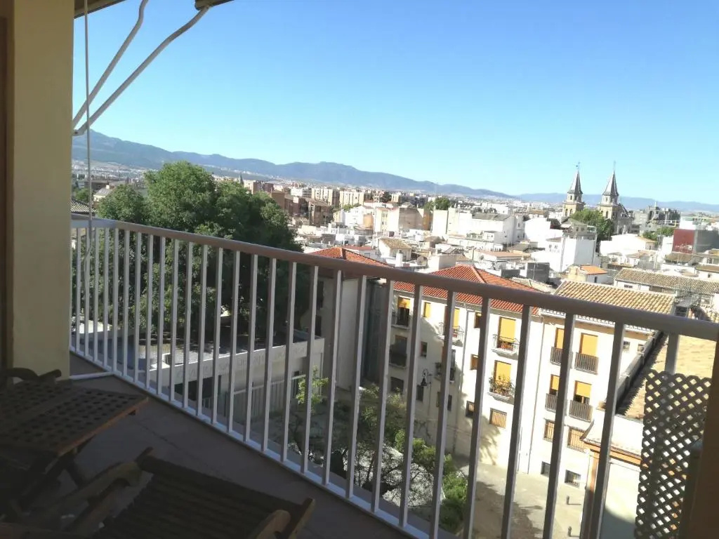 Standard Double room with balcony (full double bed)
