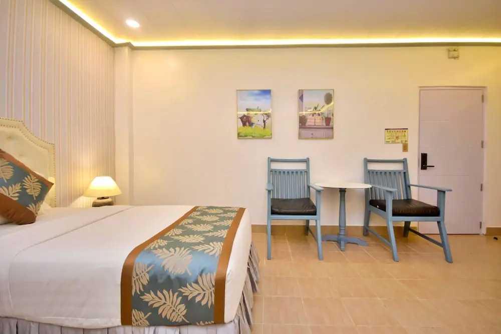 Двухместный номер Deluxe двуспальная кровать в Royal Park Hotel Boracay
