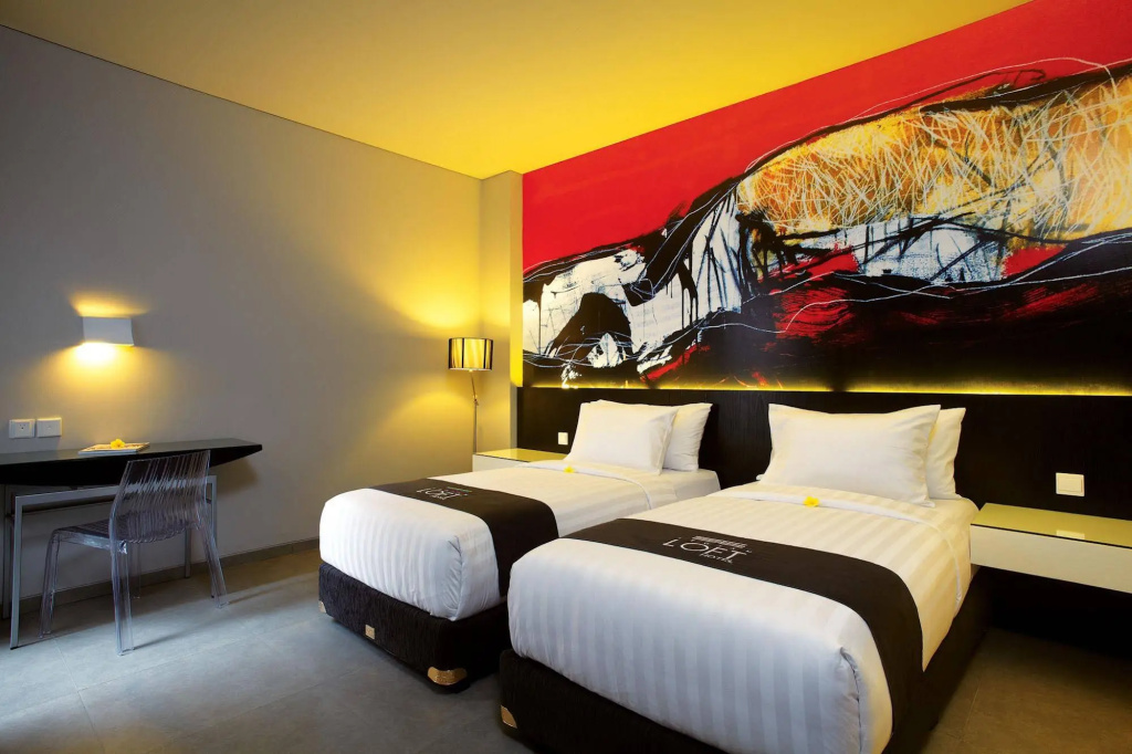 Отель Loft Legian Hotel в Куте