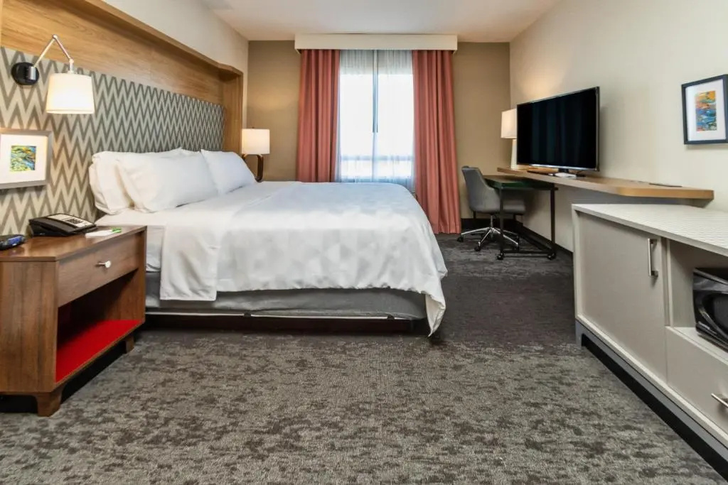 Holiday Inn & Suites Memphis - Wolfchase Galleria​ by IHG - Chambres