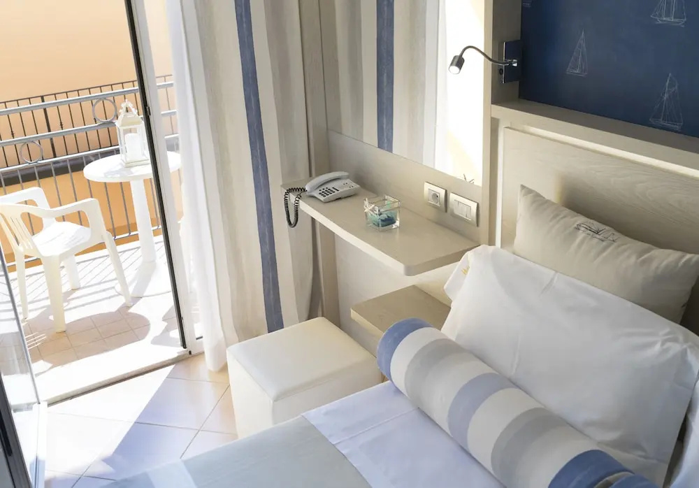 Comfort Double room (full double bed)