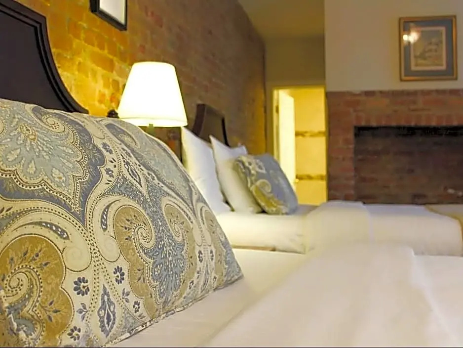 Hotel St. Pierre®, a French Quarter Inns® Hotel - Chambres