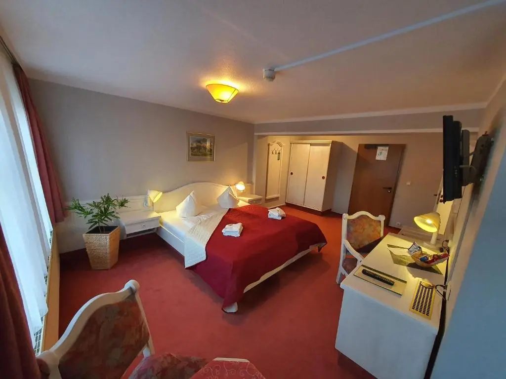 Hotel Zur Goldenen Sonne - Chambres