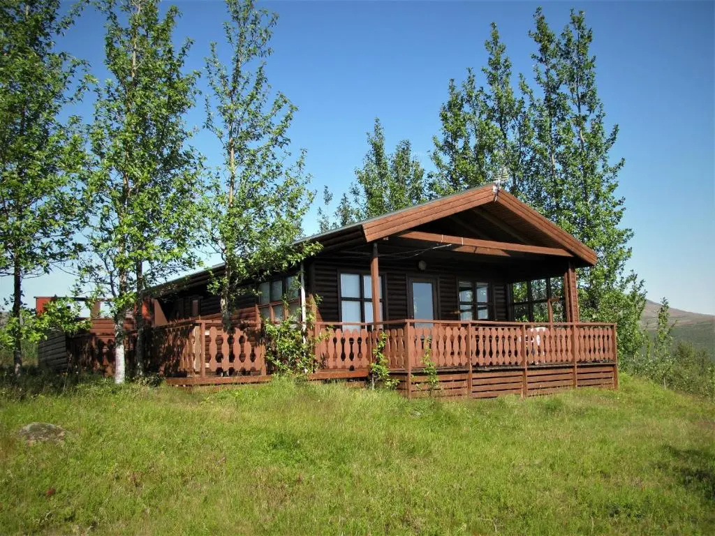 2 Bedrooms Cottage