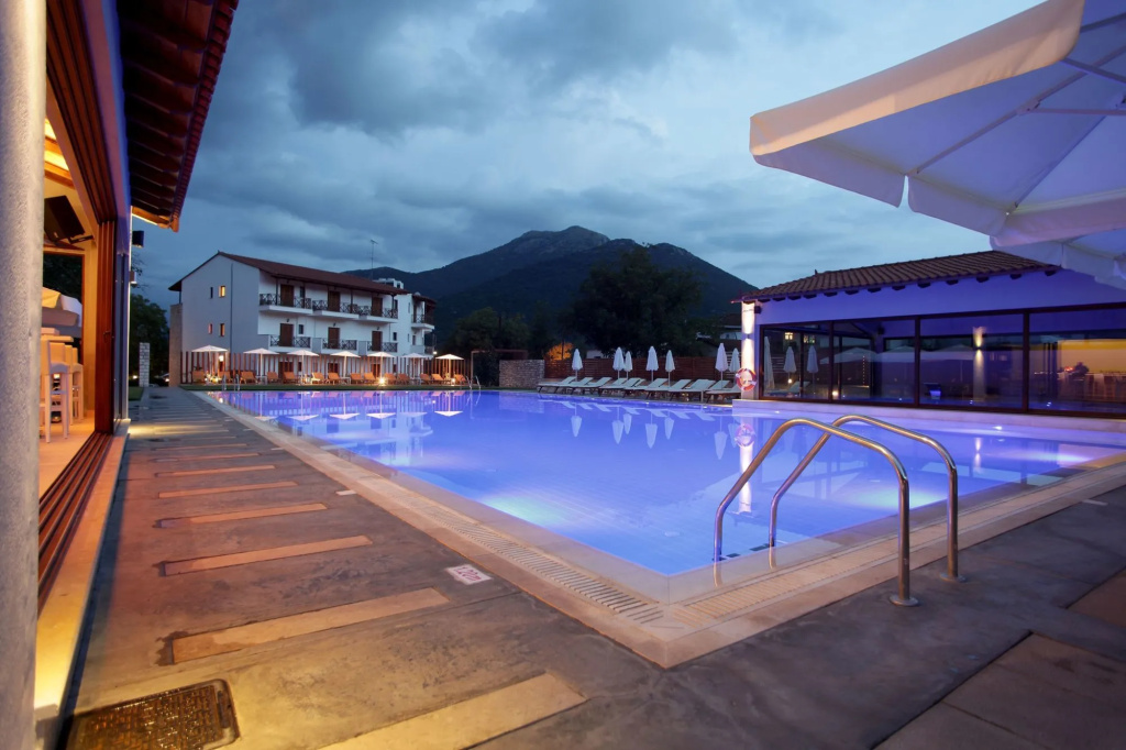 Mont Helmos Hotel - Général