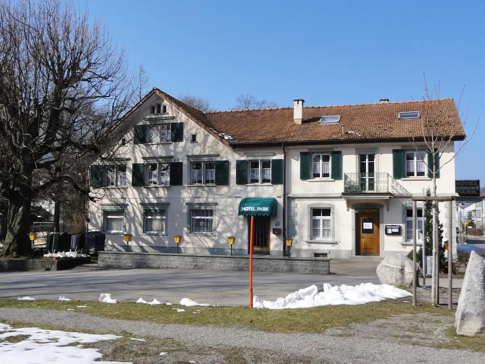 Hotel photo 11