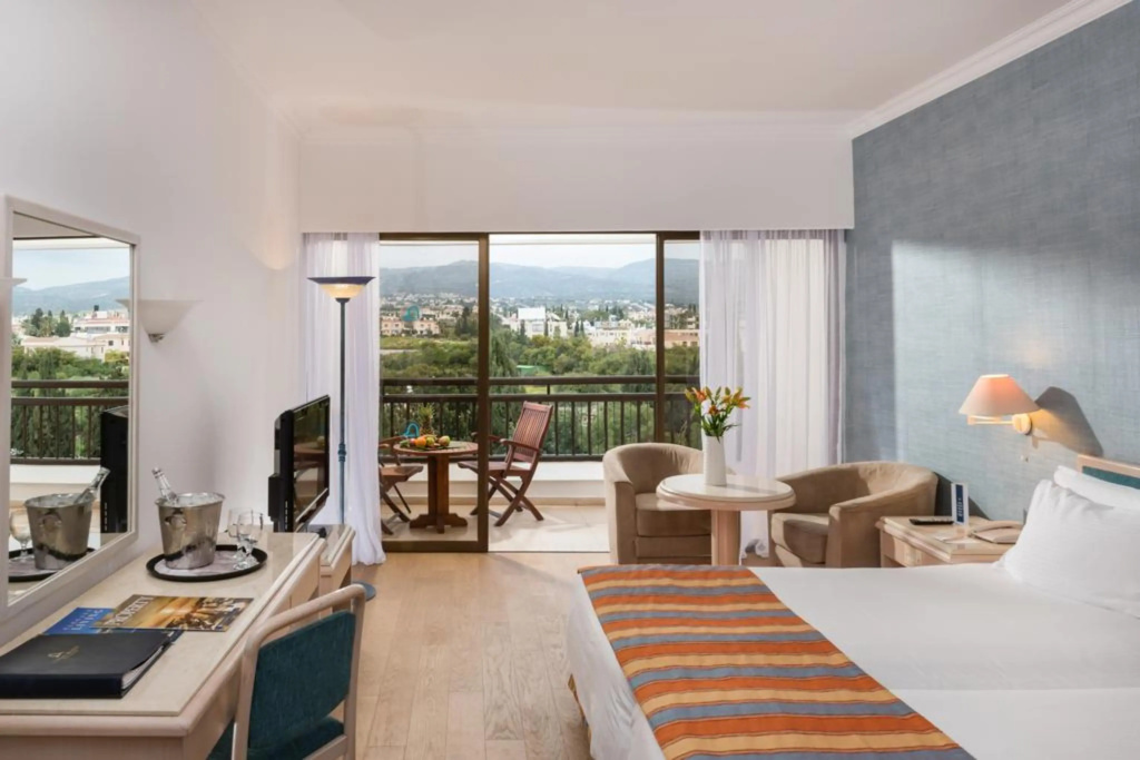 Coral Beach Hotel and Resort - Général