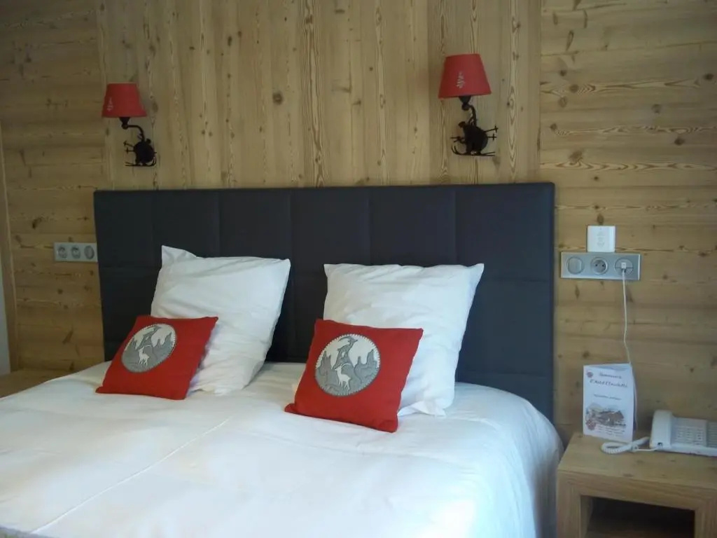 Hotel L'Ensoleillé - Chambres
