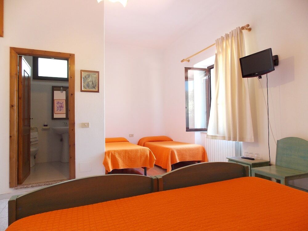 Hotel Ristorante S'Enis Monte Maccione by null