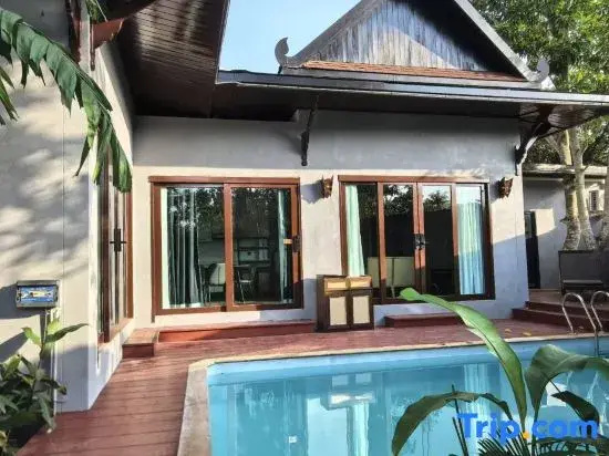 Вилла с 2 комнатами в Howard Johnson by Wyndham Phuket Naiyang