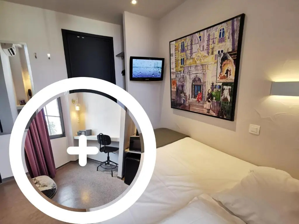 Standard Double room (full double bed)