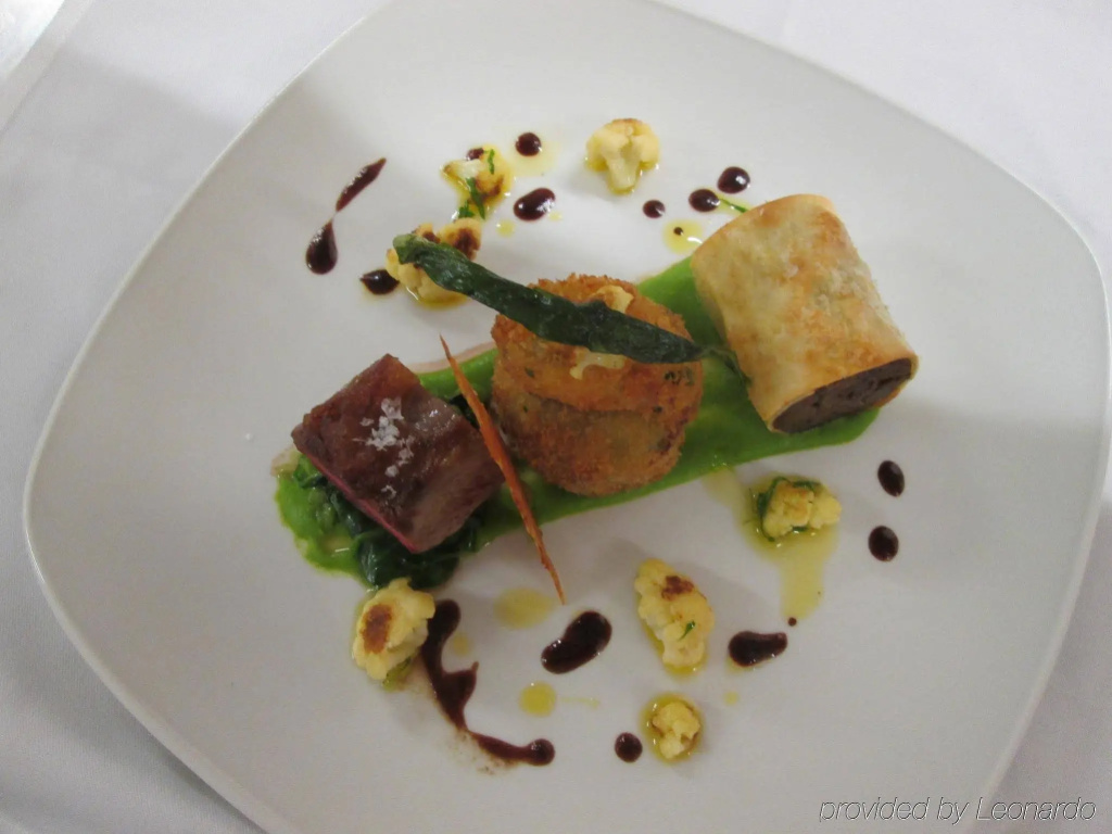 Food & Beverage