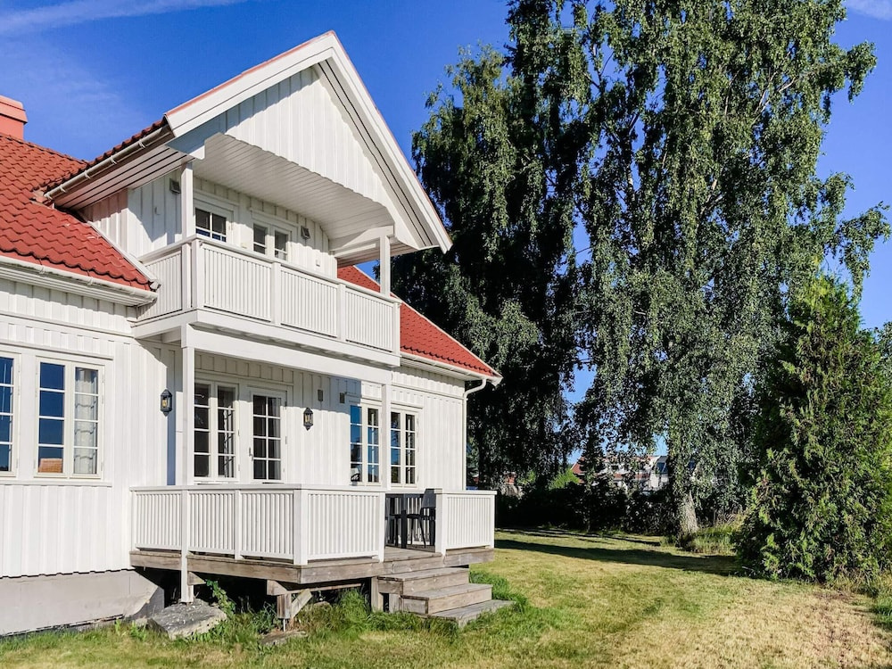 11 Person Holiday Home in Risor