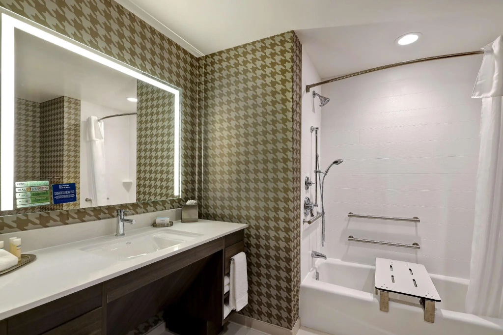 Home2 Suites by Hilton Turlock, CA Room Type - 1 KING 1BDRM SUITE NONSMOK