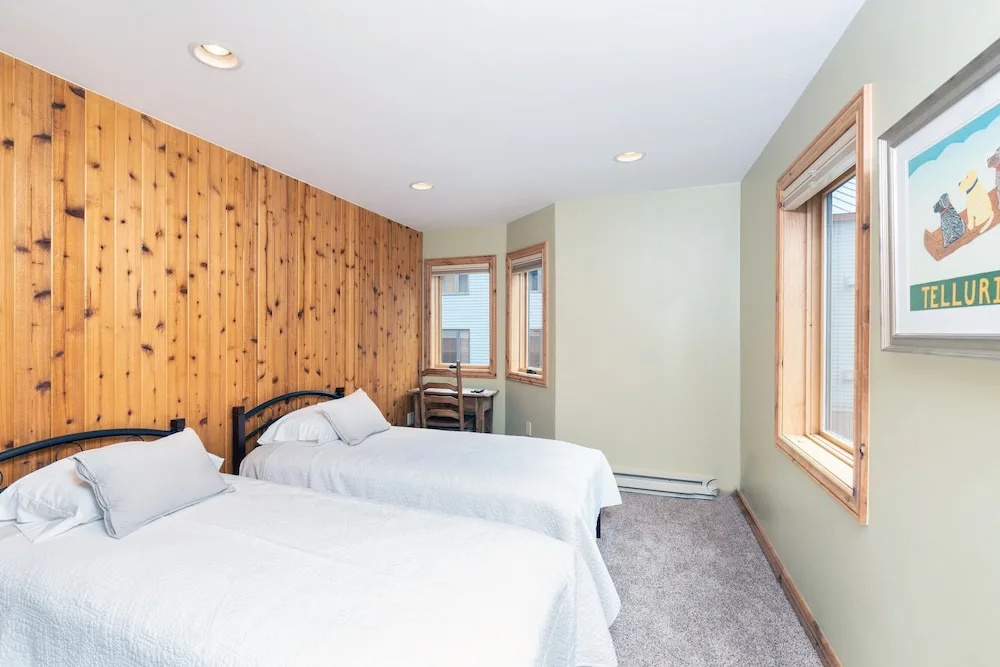 Lulu City 6K by AvantStay Condo in Great Location Close to Skiing Downtown
