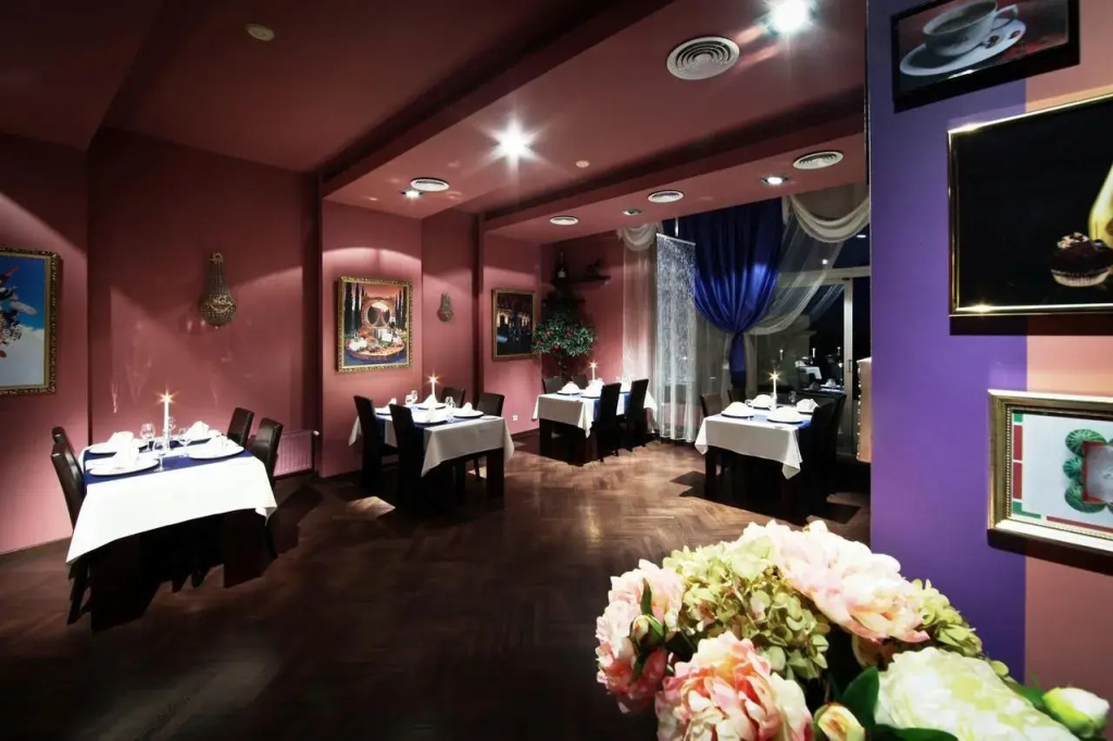 City Hotel Teater - Général