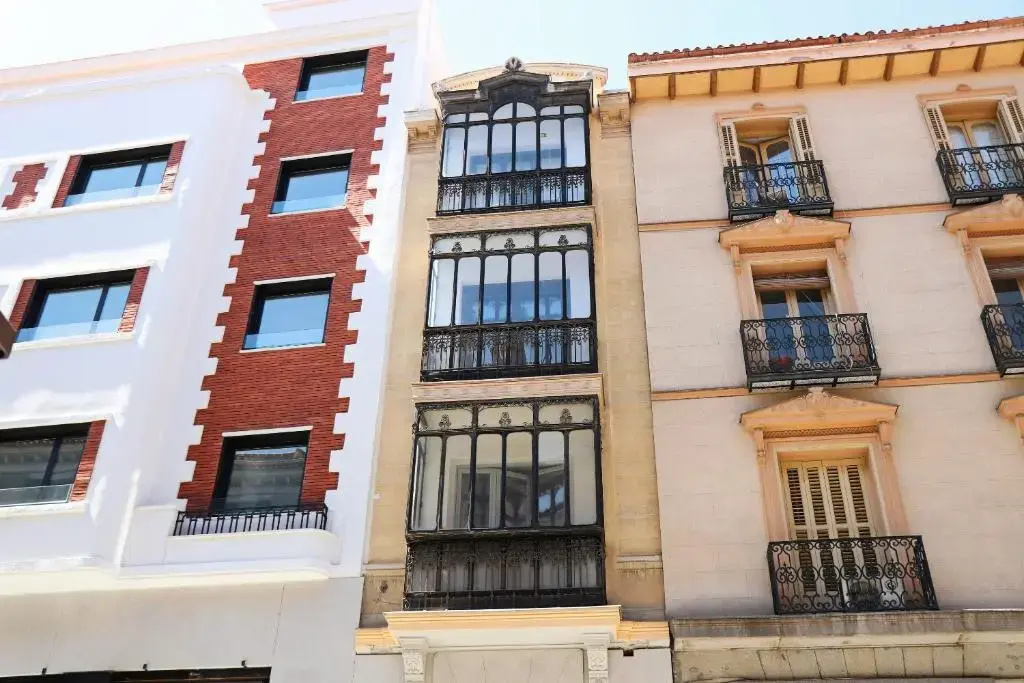 For You Rentals Puerta del Sol Apartments PRE10B