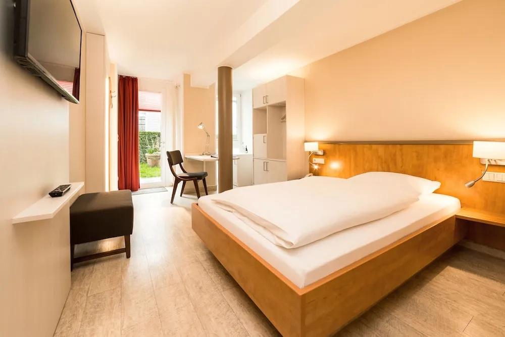 Standard Single room (single bed)