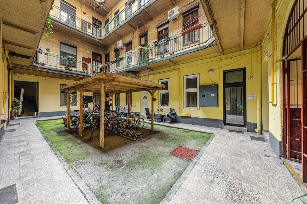 Marble Royal Suite&Studio