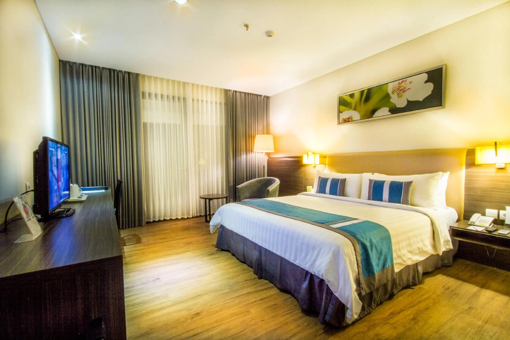 Standard room with balcony and with sea view