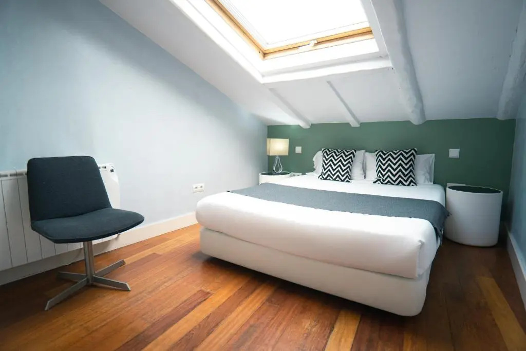 3 Bedrooms Duplex Apartment