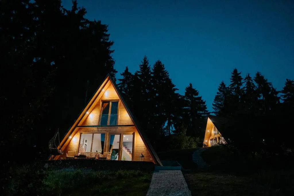 2 Bedrooms Chalet