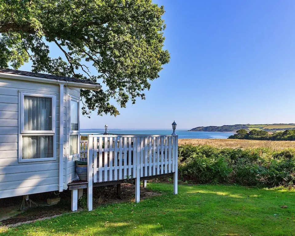 Holiday Home by UK Coast With Sea Views