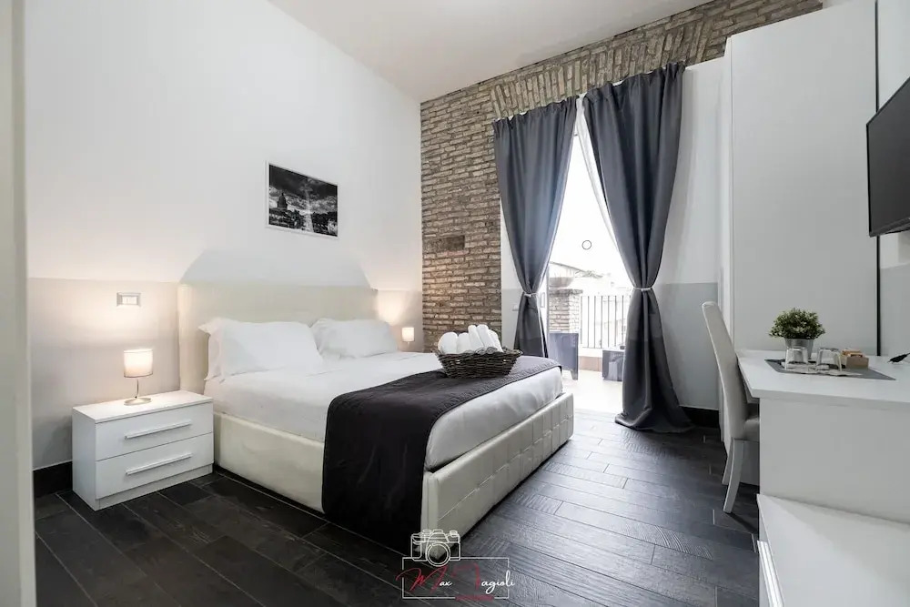 Трёхместный номер Standard 2 отдельные кровати в Arch Rome Suites
