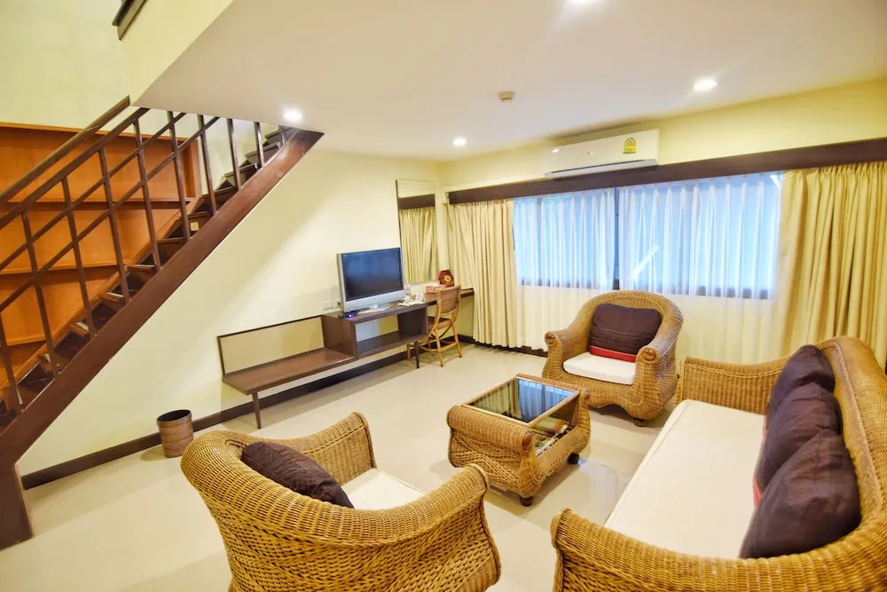 Люкс Grand в Phanomrung Puri Boutique Hotels and Resorts
