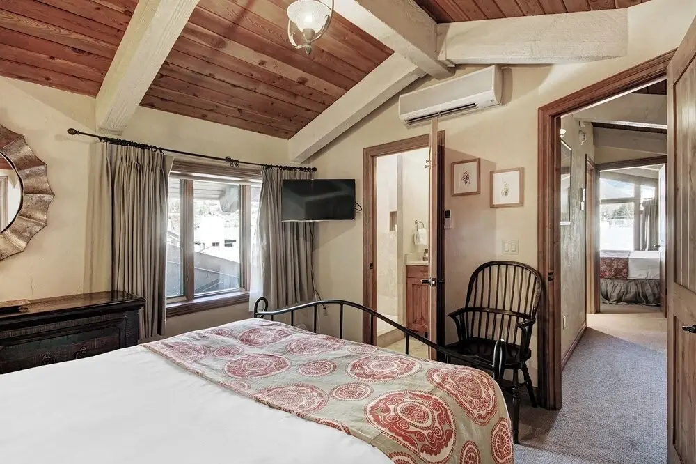 Hotel photo 42