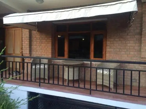 Balcony & Terrace