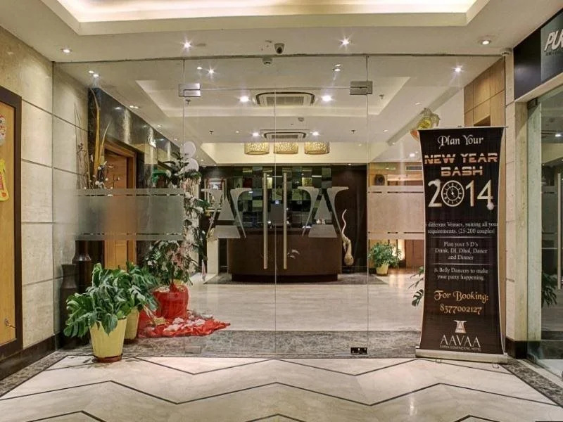 Lobby & Reception