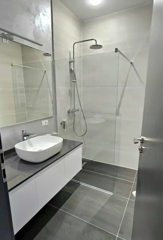 M City Aparthotel - фото 9