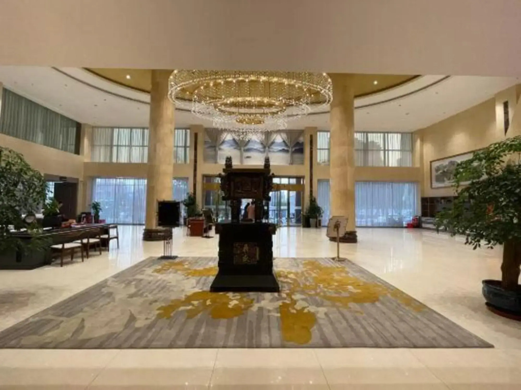 Yulin Polentino Hotel (Railway Station Branch) - фото 2