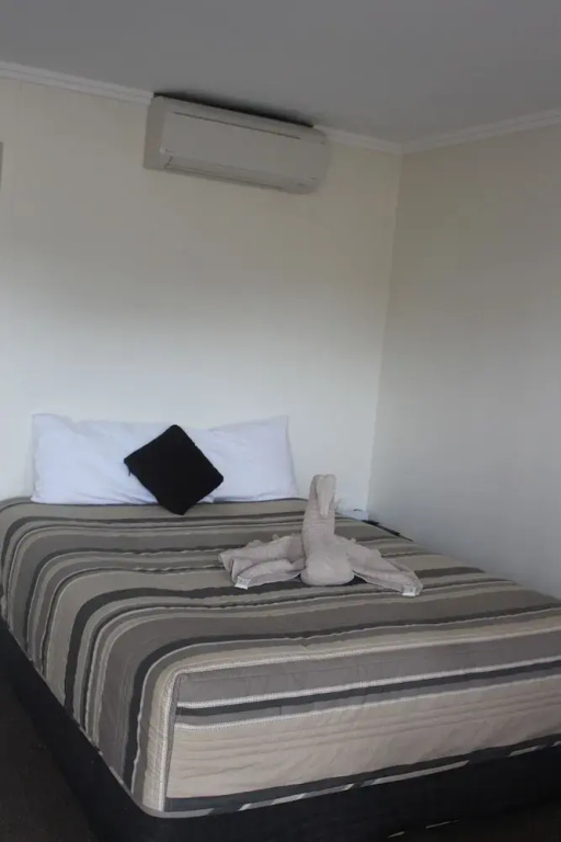 Standard Double room with balcony (full double bed)