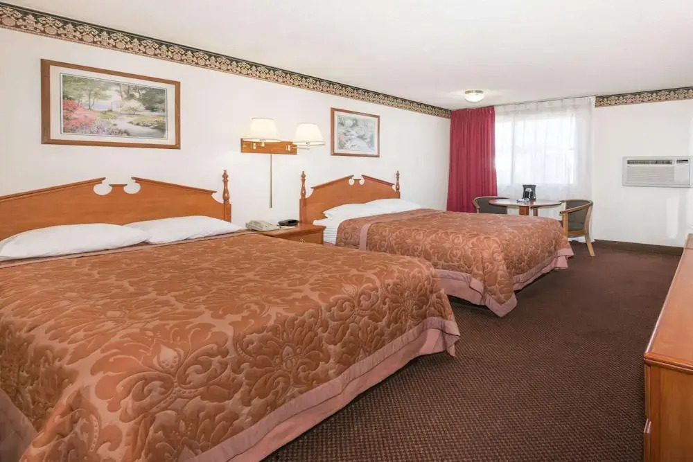 Super 8 Laramie — фото 4