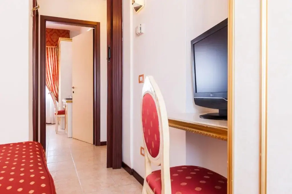 Hotel King - Général