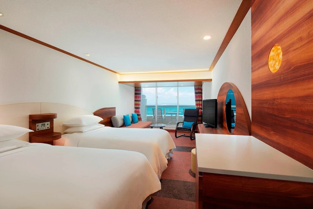 Sheraton Okinawa Sunmarina Resort - Chambres