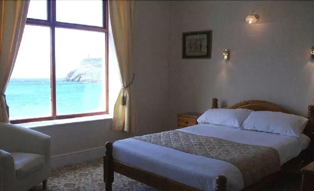 Falcon's Nest Hotel by null