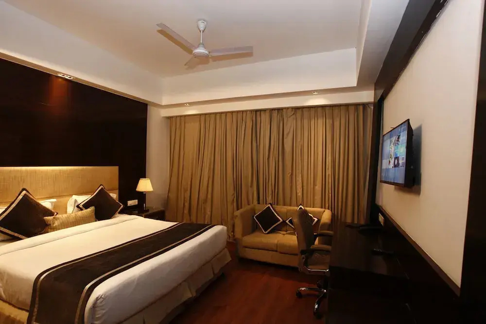 Luxury Suite